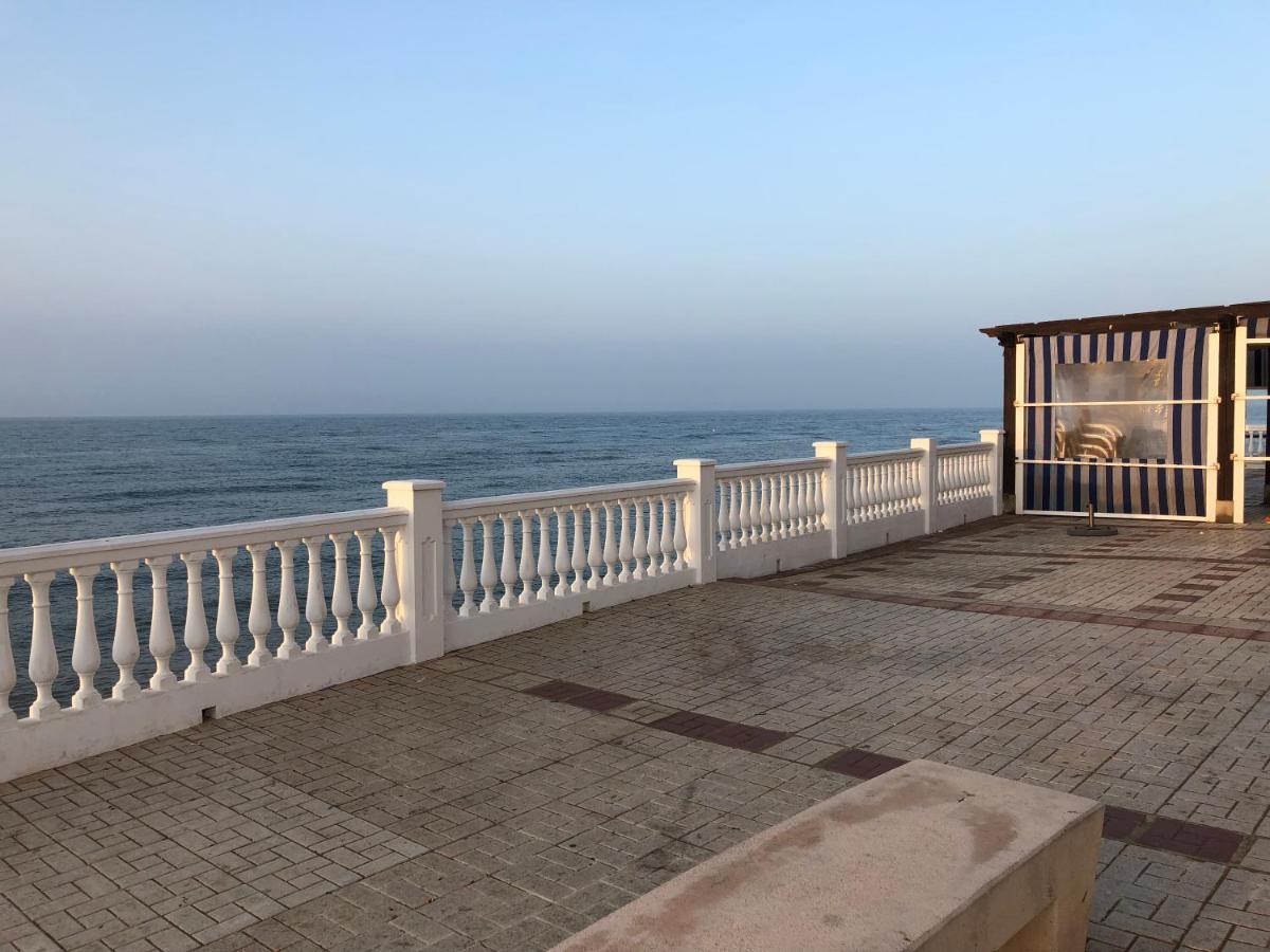Ribera Playa Alhamar Apartman Sitio de Calahonda Kültér fotó