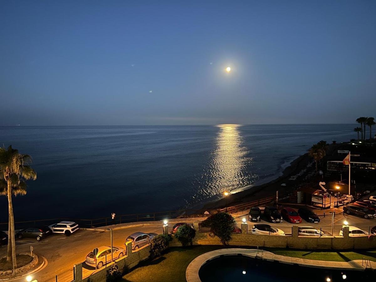 Ribera Playa Alhamar Apartman Sitio de Calahonda Kültér fotó